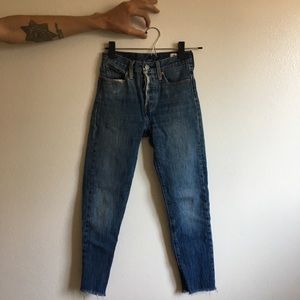 Levi’s 501 wedgie fit
